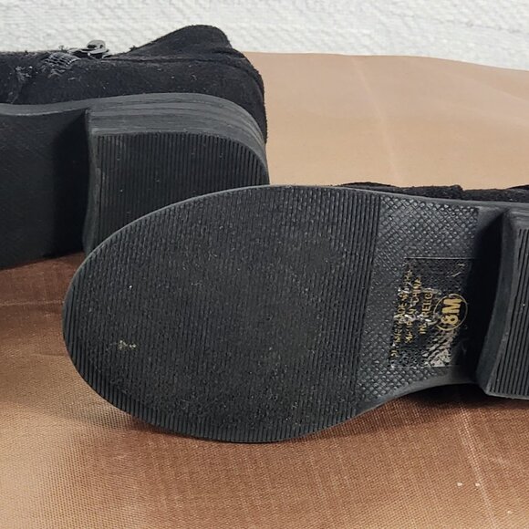 Unr8ed Black Faux Suede Side Bow and Side Zip Small Heel Reece Booties Kid Sz 8M - Picture 9 of 16